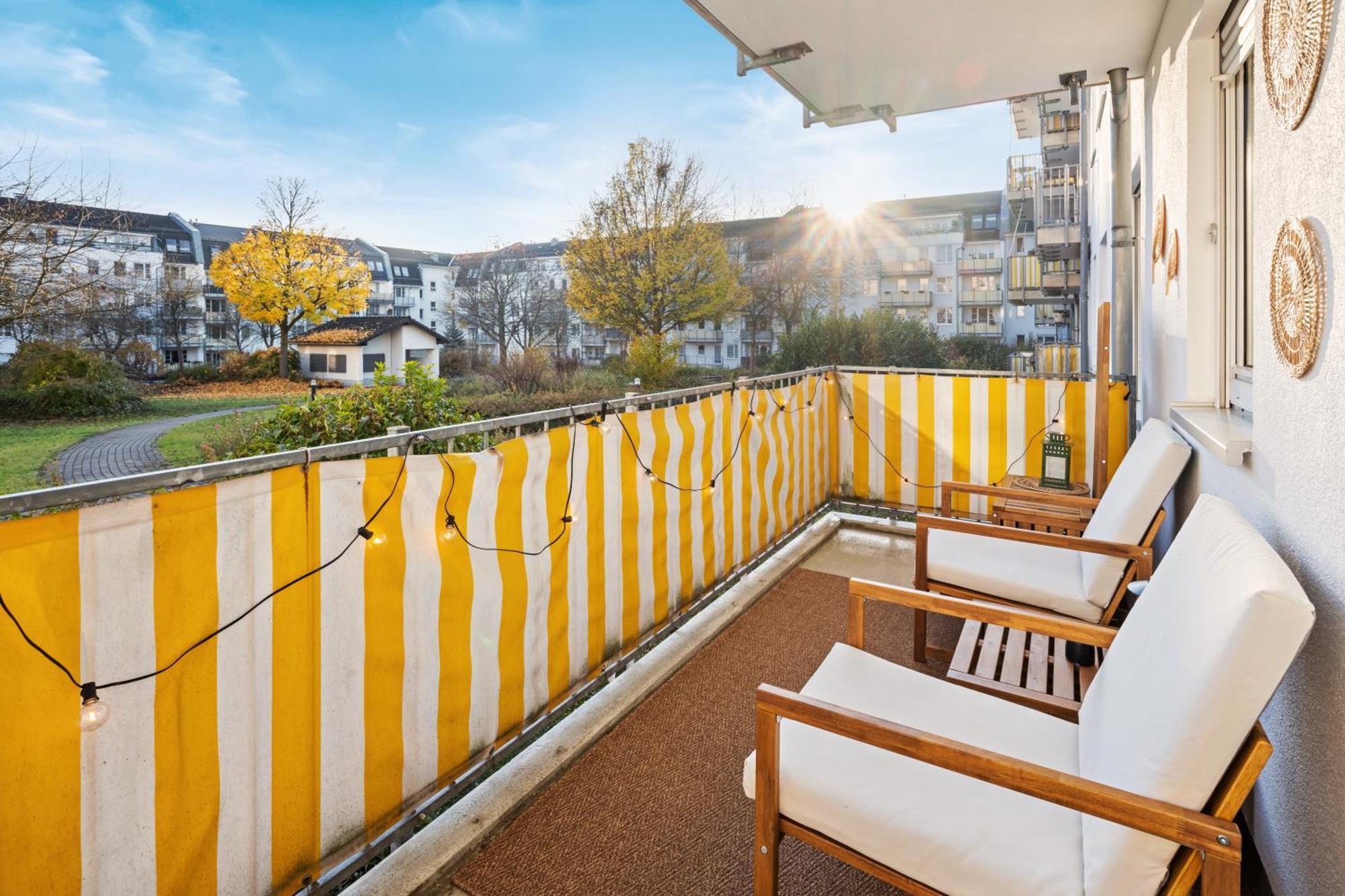 Edler Wohnraum Luxurioeses Apartment Mit Balkon, Boxspringbett, Kaffeevollautomat, Lift & Parkplatz Хемниц Экстерьер фото